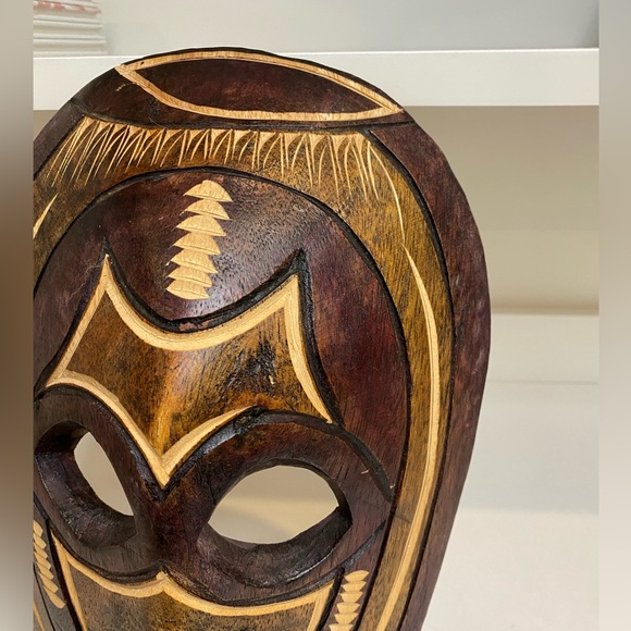 EUC Vintage African Hand Carved and Crafted Wooden Tribal Mask - Picture 7 of 9